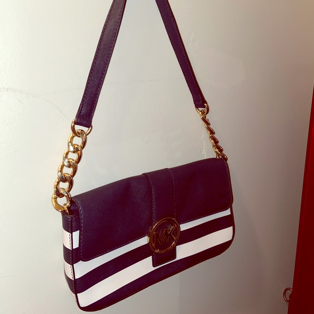 MK purse